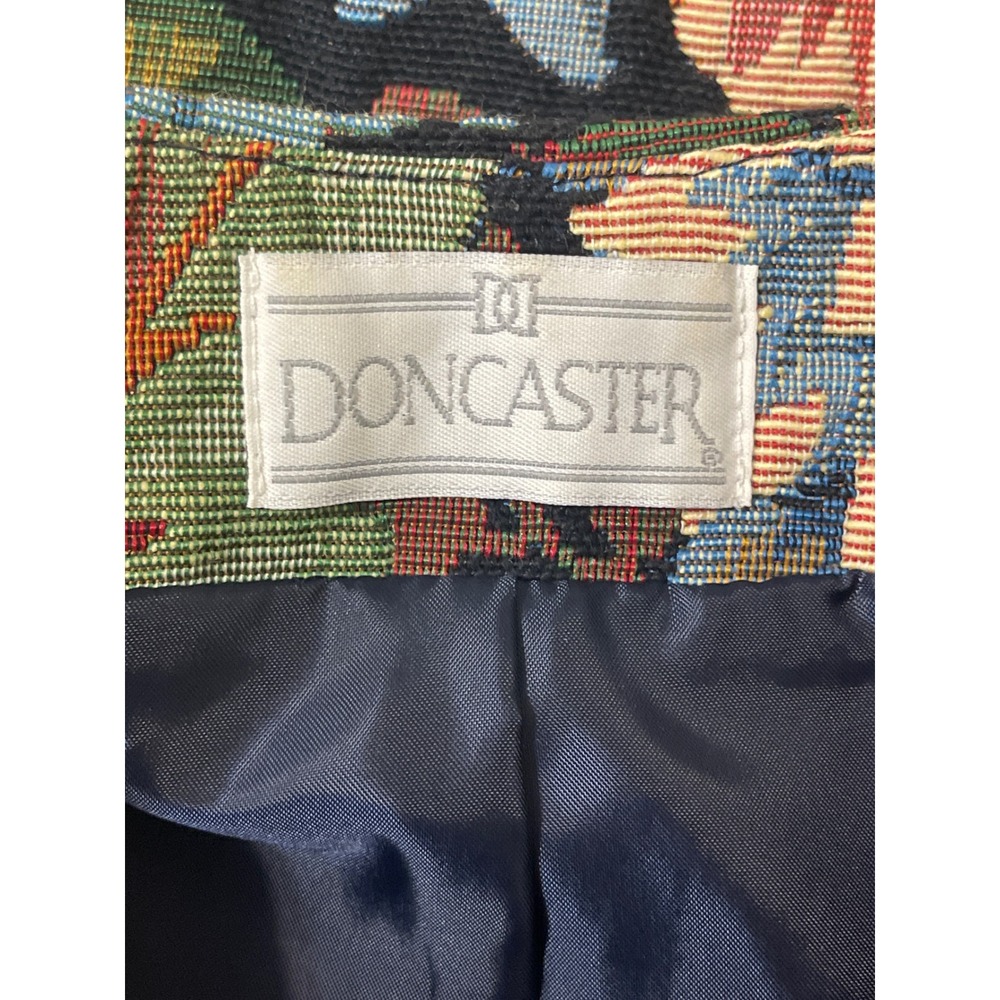 DONCASTER Vintage Boho Artistic 90's Tapestry Floral Vest Size 2  Multi Color - Picture 8 of 8